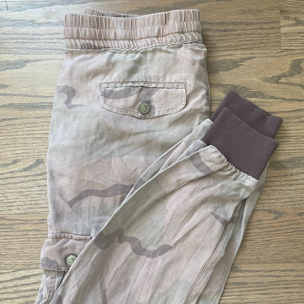 Da Nang camo silk pants